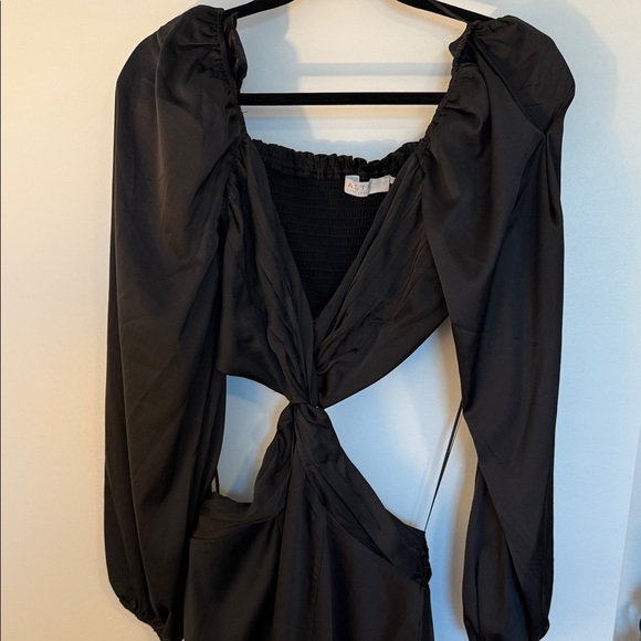Astr Black Long Sleeve Dress - Picture 3 of 6